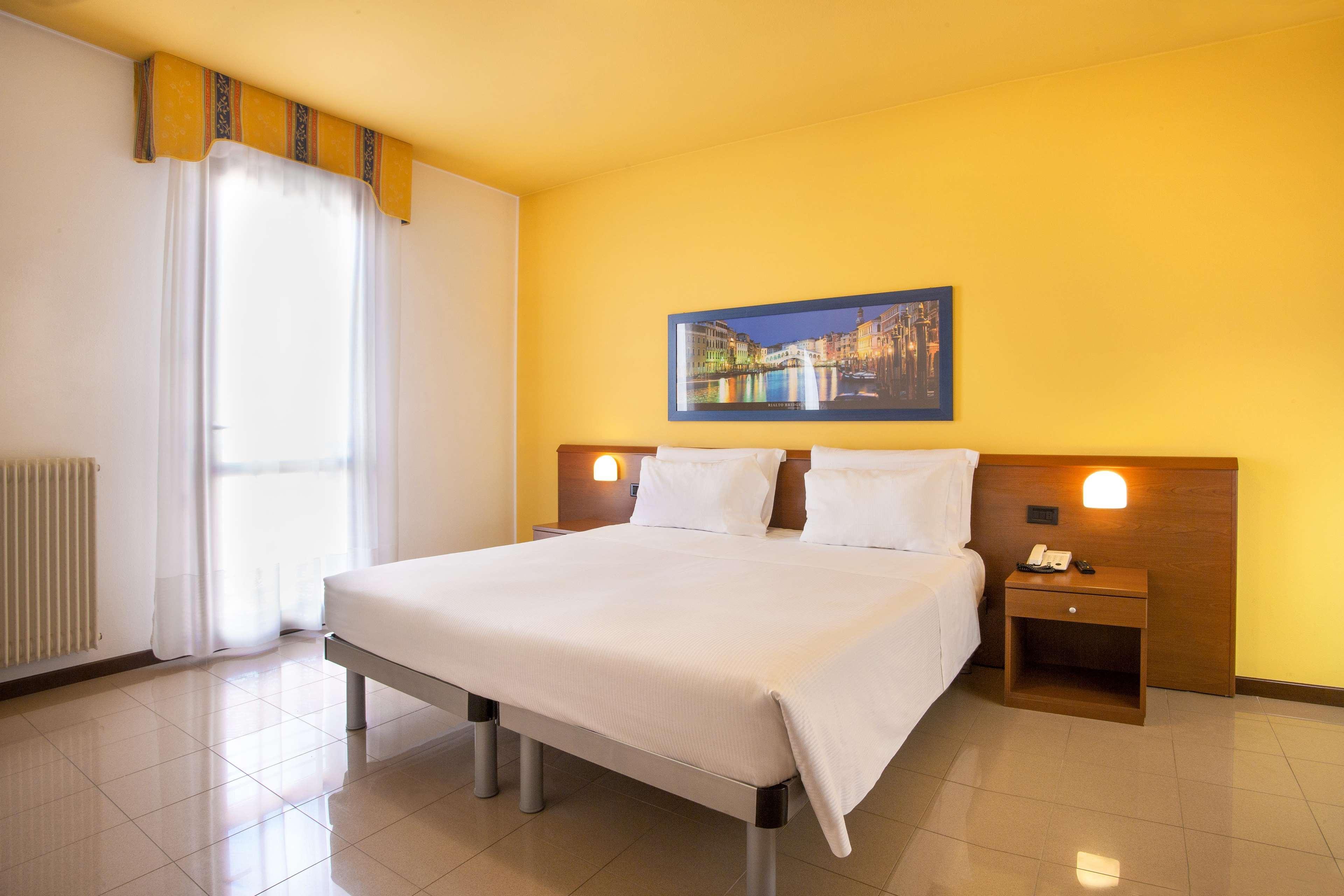 Best Western Titian Inn Hotel Venice Airport Тессера Экстерьер фото
