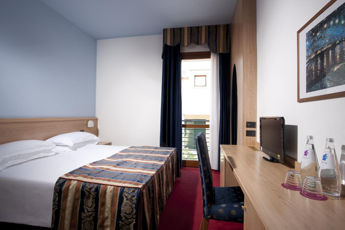 Best Western Titian Inn Hotel Venice Airport Тессера Экстерьер фото
