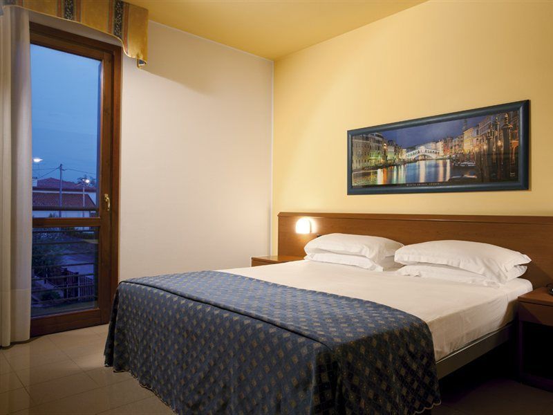 Best Western Titian Inn Hotel Venice Airport Тессера Экстерьер фото